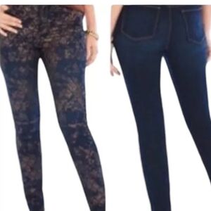 CHICOS PLATINIUM PANTS Stylish Blue Jeggings with Patterned Design